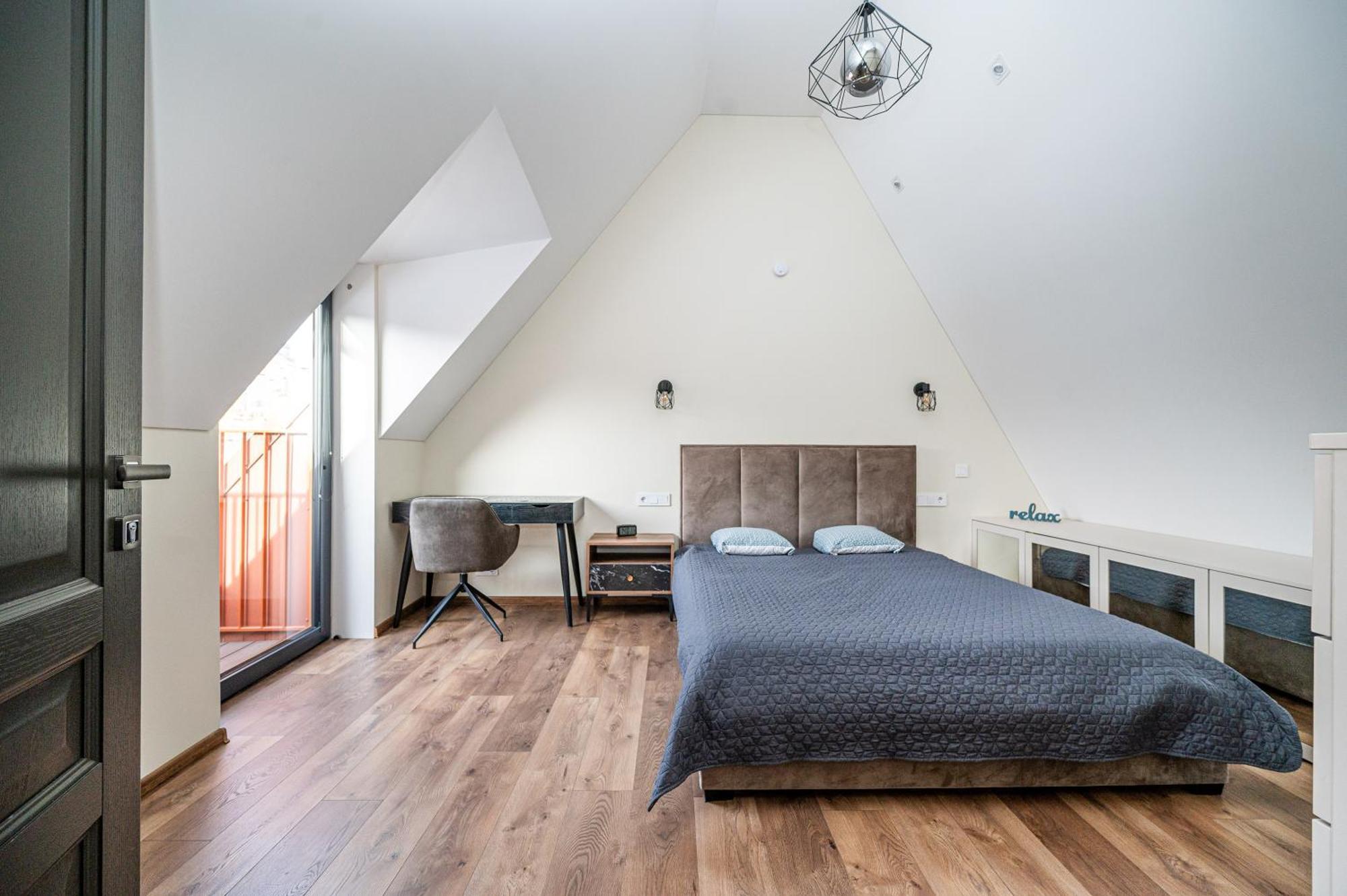 Cozy Central Attic Self Check In Vilnius Exterior photo