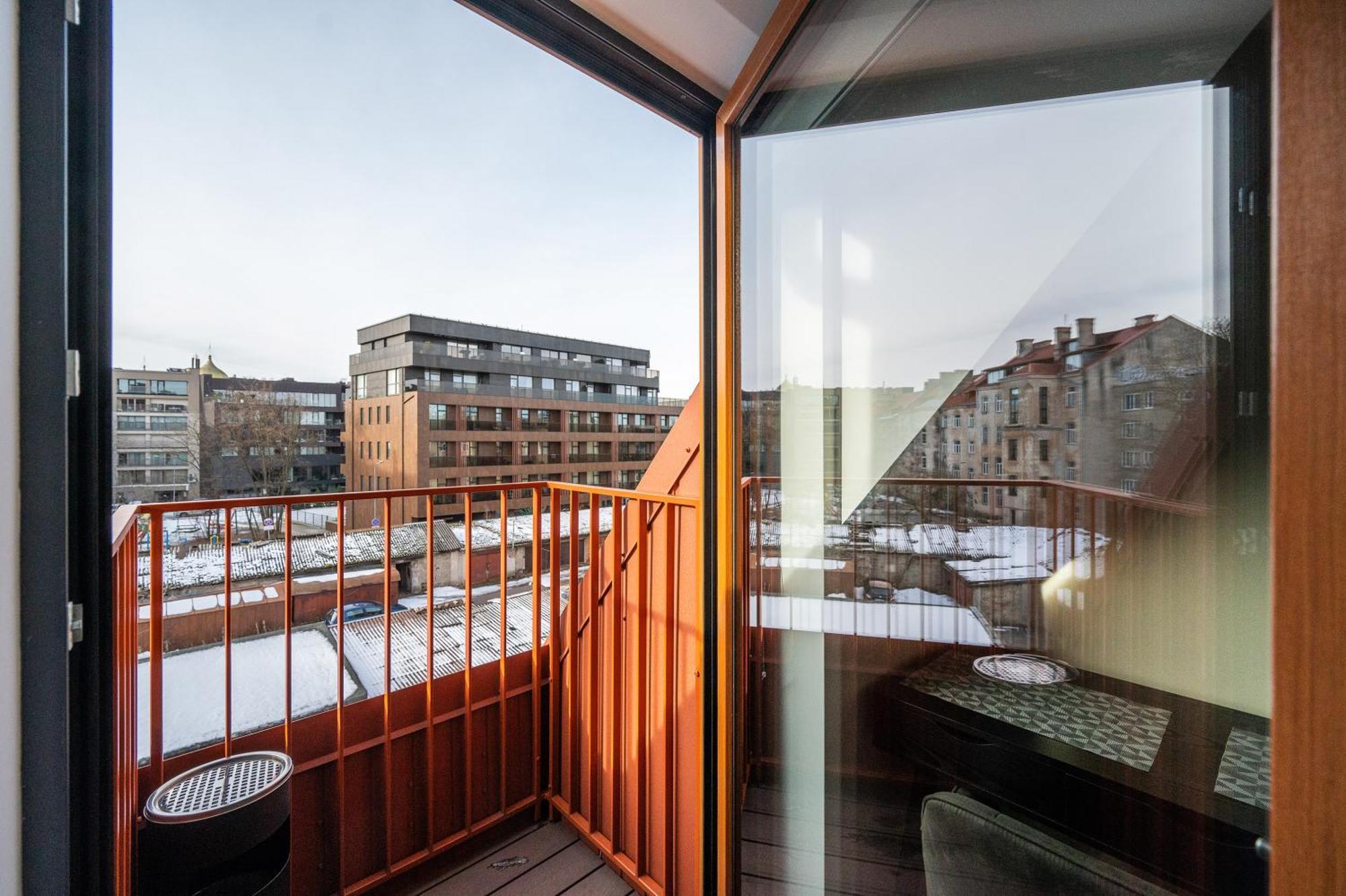 Cozy Central Attic Self Check In Vilnius Exterior photo